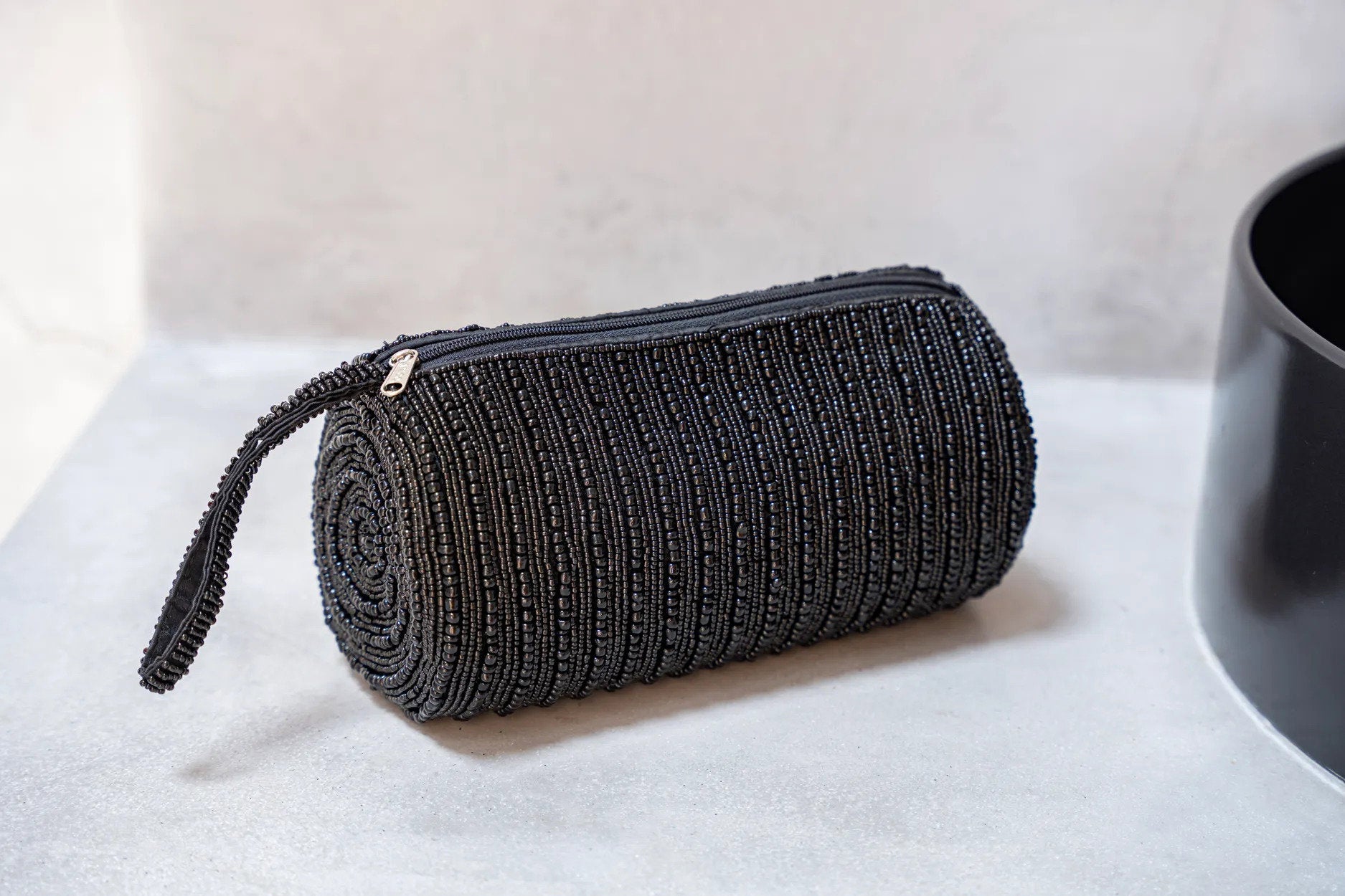 the-pencil-case-black