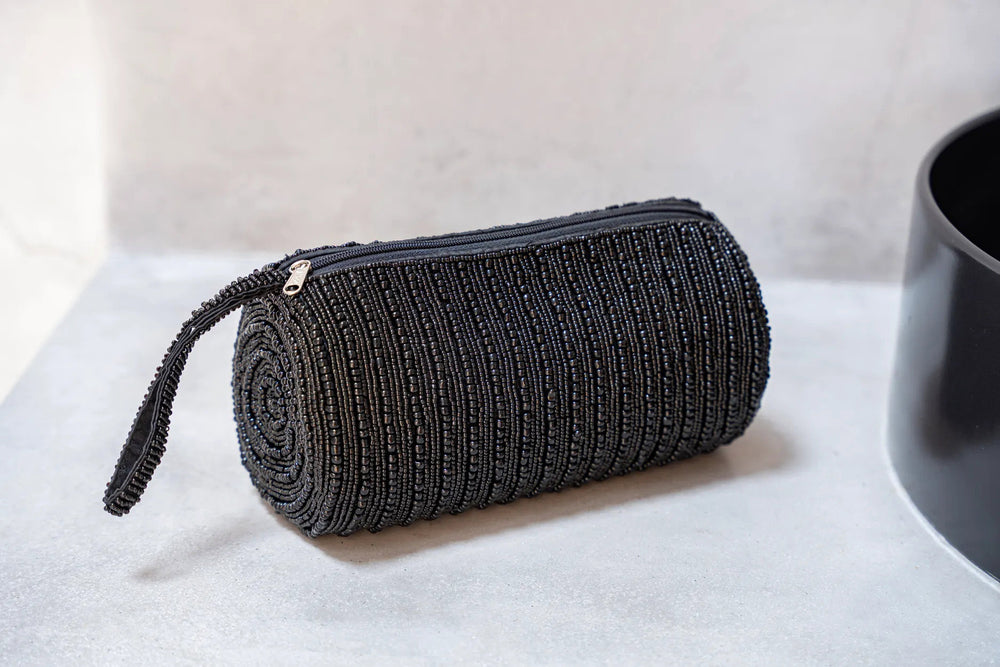 the-pencil-case-black