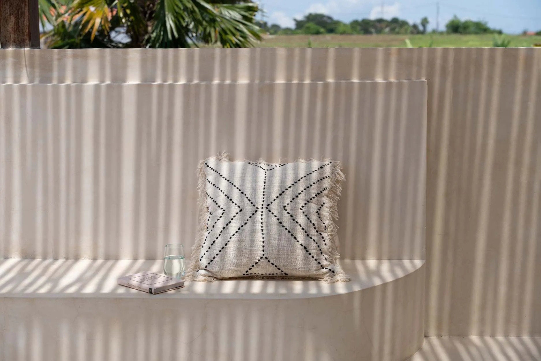 the-tribal-cushion-cover-natural-black