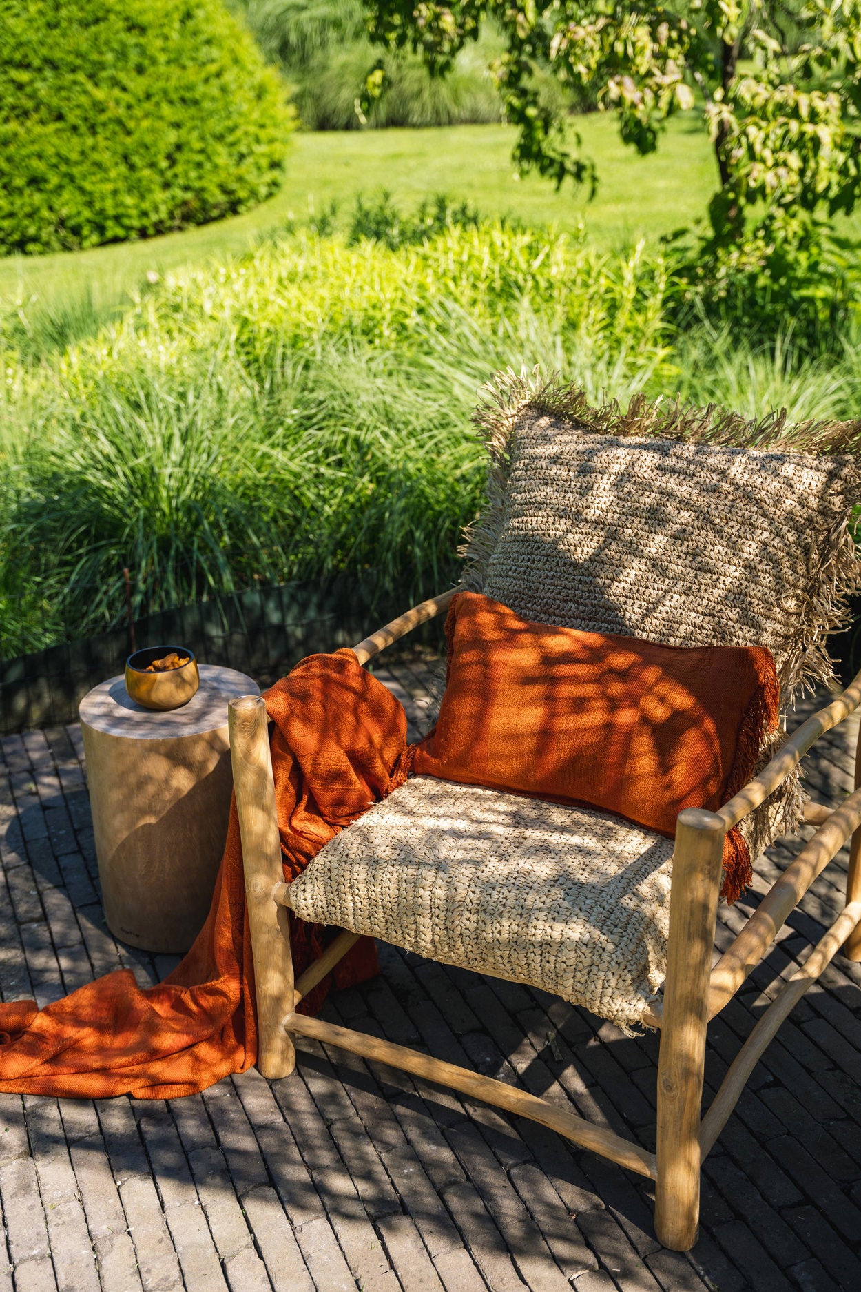 the-oh-my-gee-cushion-cover-rust-velvet-30x50