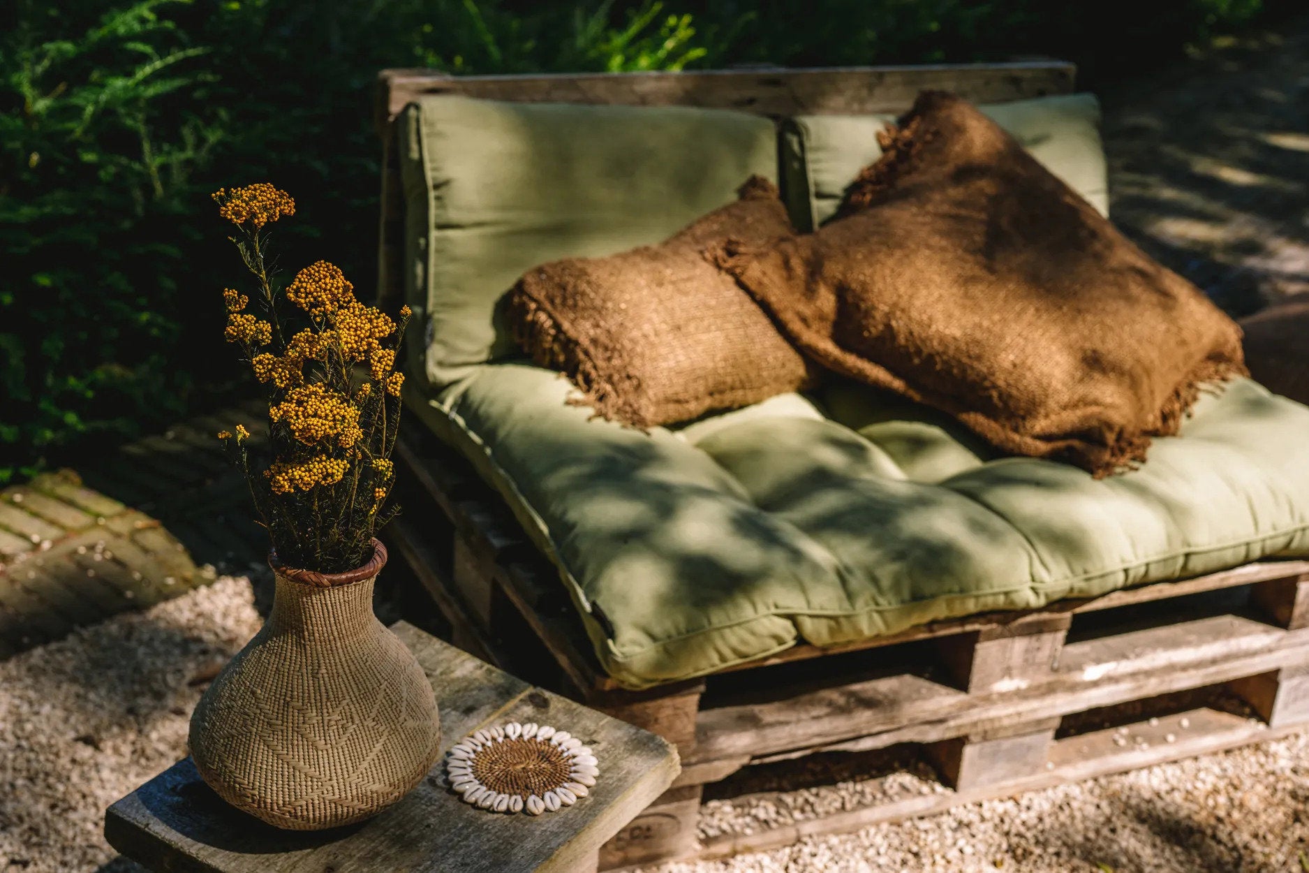 the-oh-my-gee-cushion-cover-brown-30x50