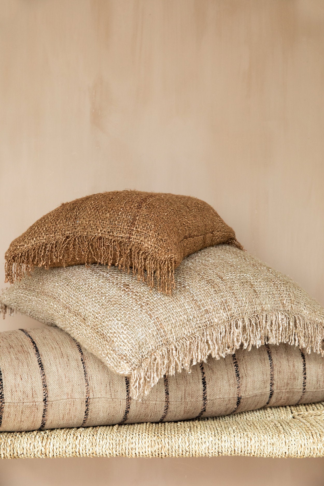 the-oh-my-gee-cushion-cover-brown-40x40