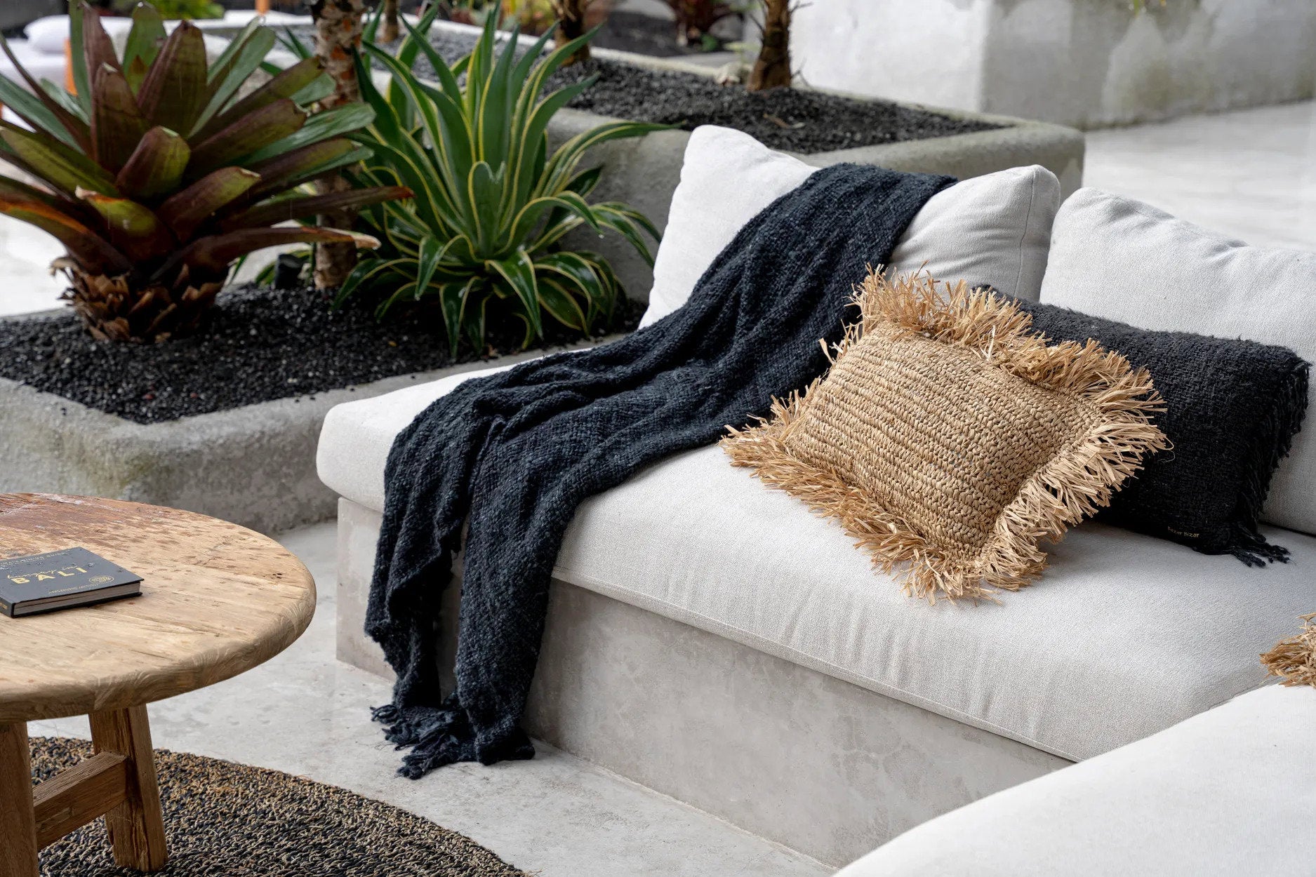 the-raffia-cushion-cover-rectangular-natural-30x50