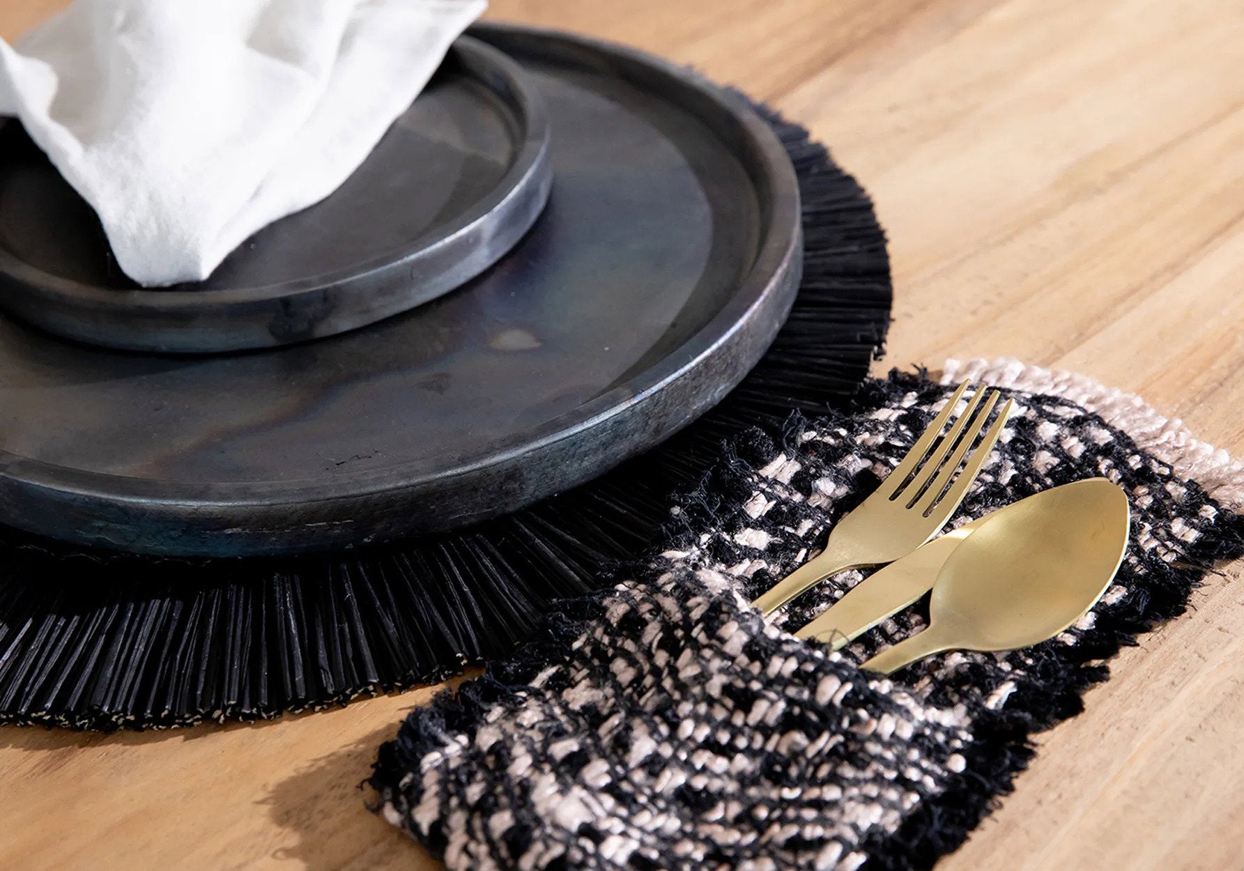 the-oh-my-gee-cutlery-holder-black-copper-set-of-4