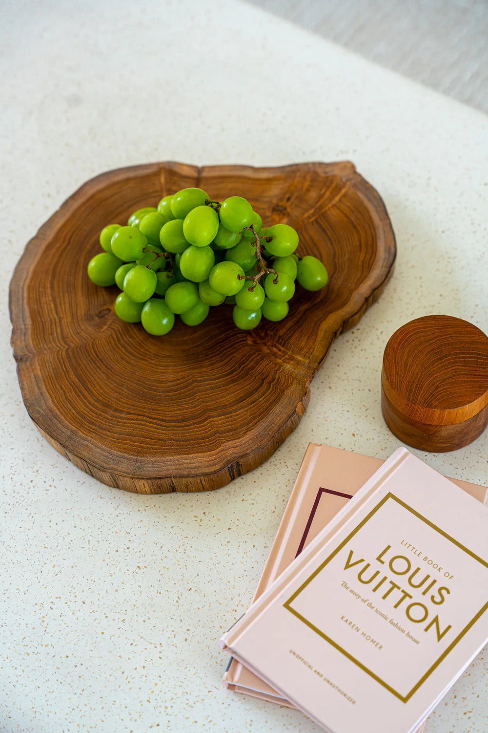 the-teak-root-cutting-board
