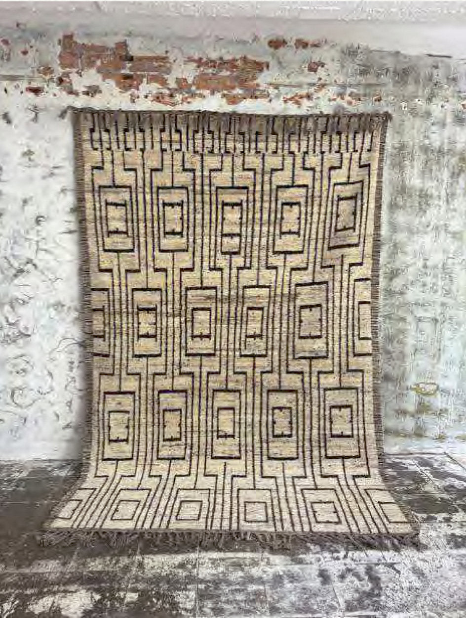 the-handwoven-afghan-rug-1061