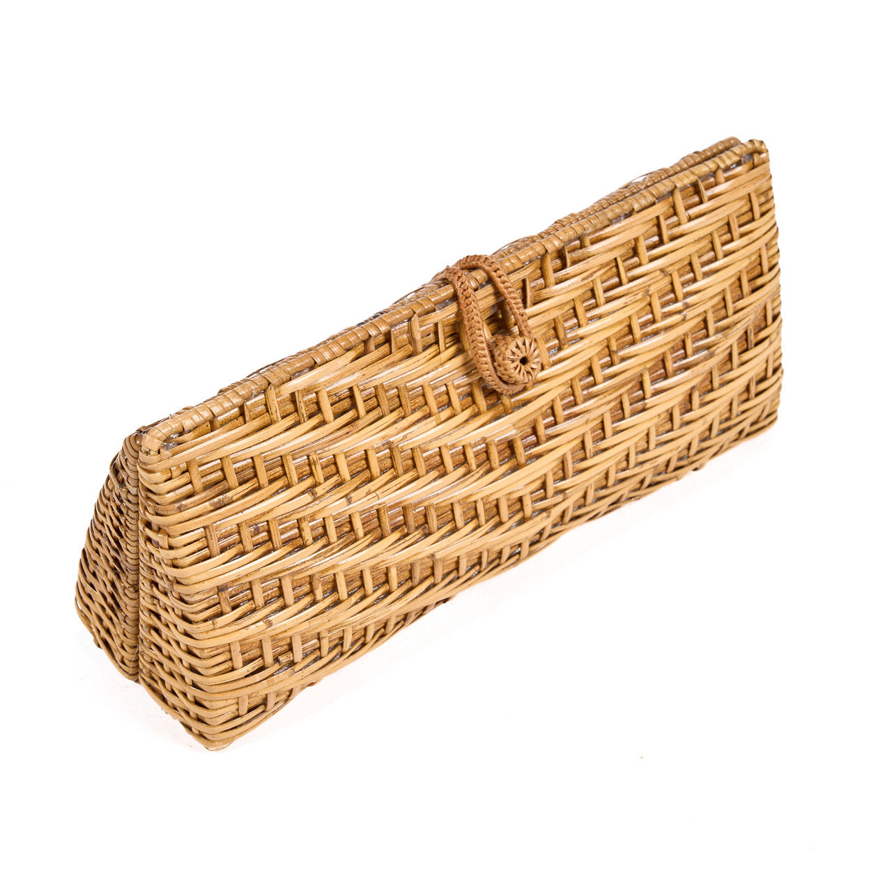Handmade raffia clutch with unique weave patterns, showcasing sustainable craftsmanship and timeless design.