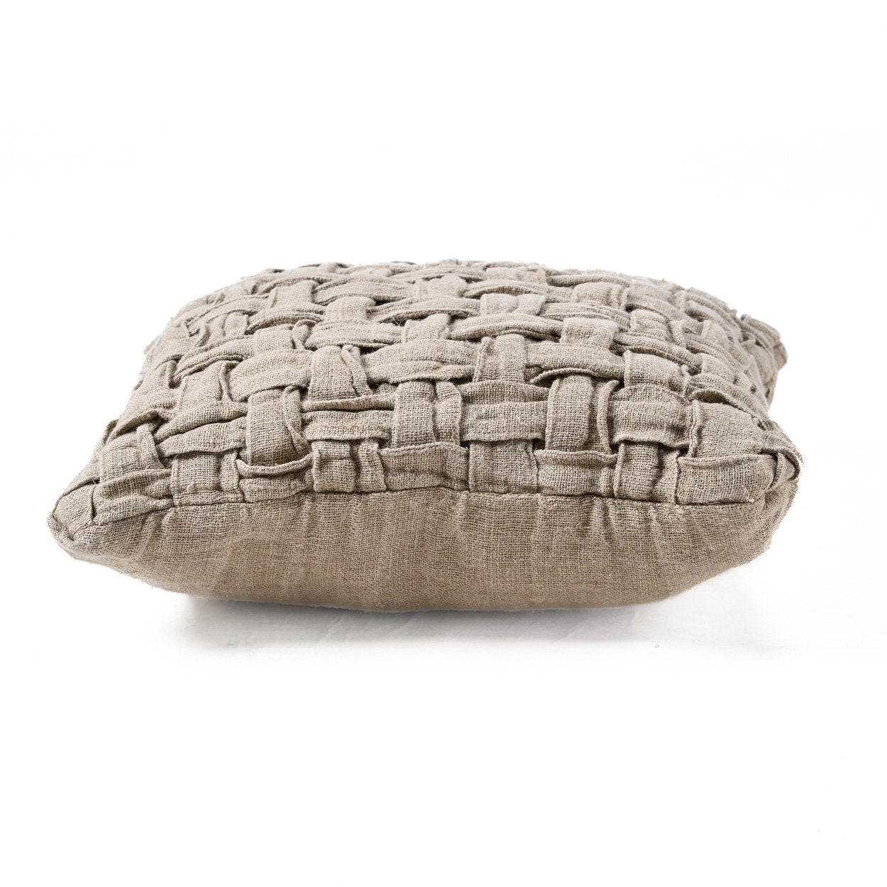 Square linen cushion cover, eco-friendly and soft, designed for comfort and understated elegance.