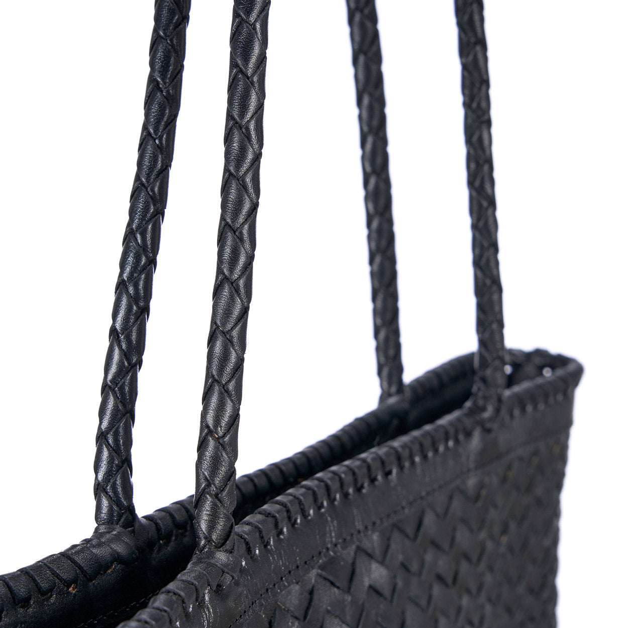 Handcrafted black leather shopper with timeless elegance