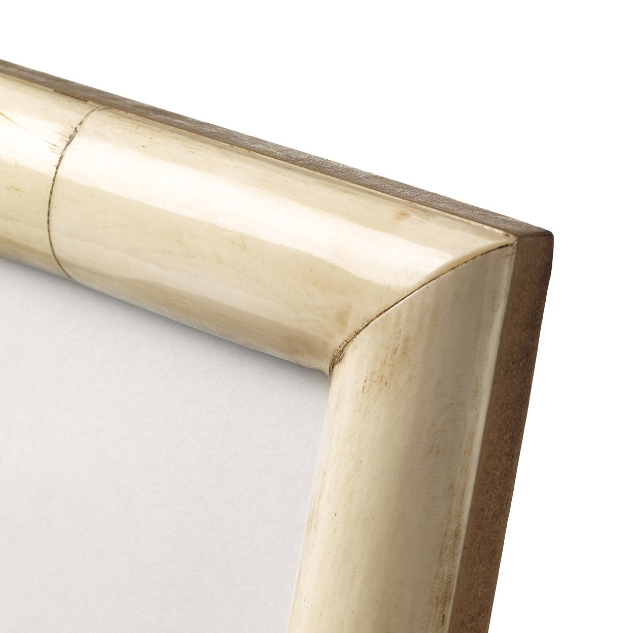 the-wabi-bone-frame-cream-13x18