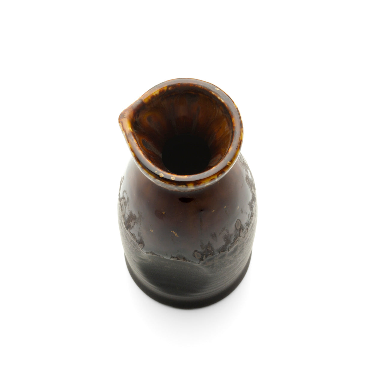 the-merapi-sake-pourer-brown