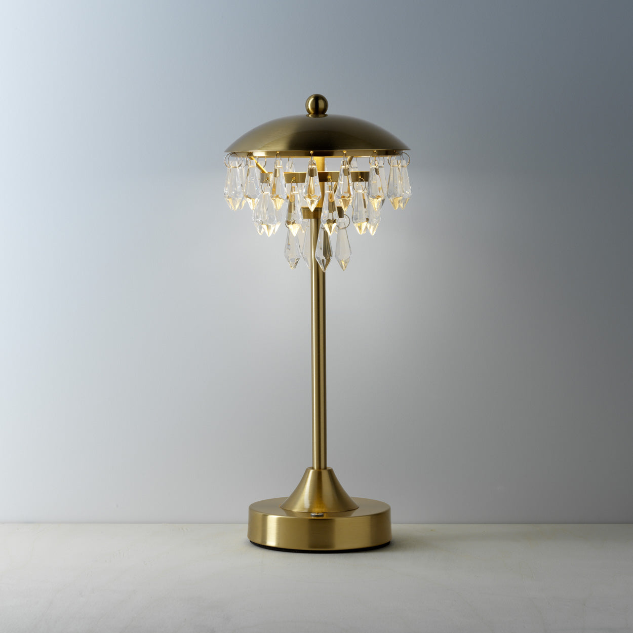 the-chandelette-led-table-lamp