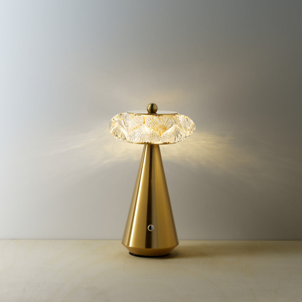 the-diamond-diva-led-table-lamp