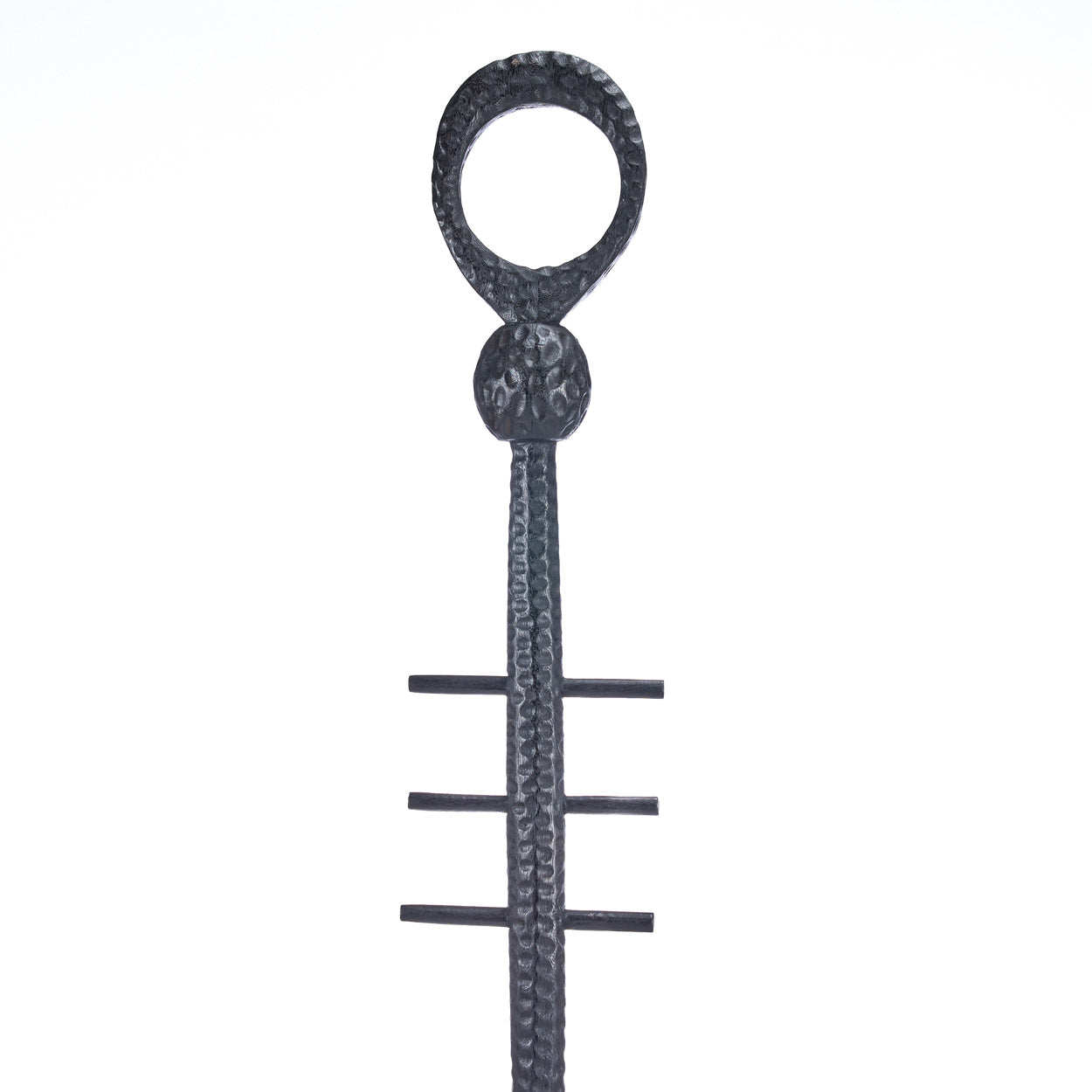 the-totema-pillar-black