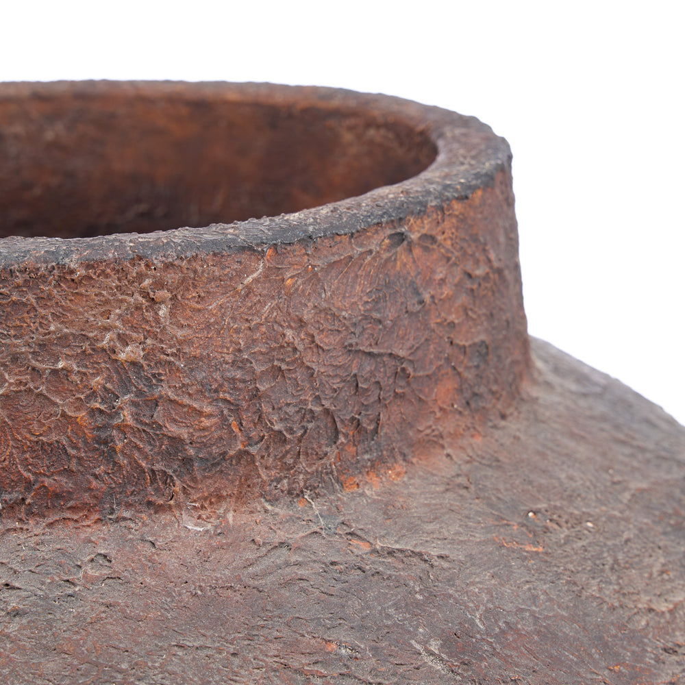 the-volcanic-vase-burgundy-xxl