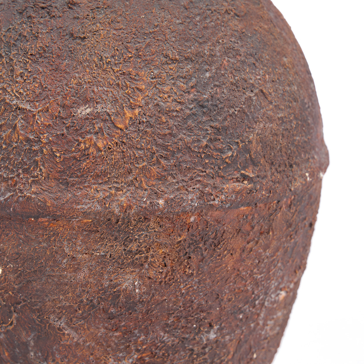 the-amphora-rustica-vase-burgundy-m