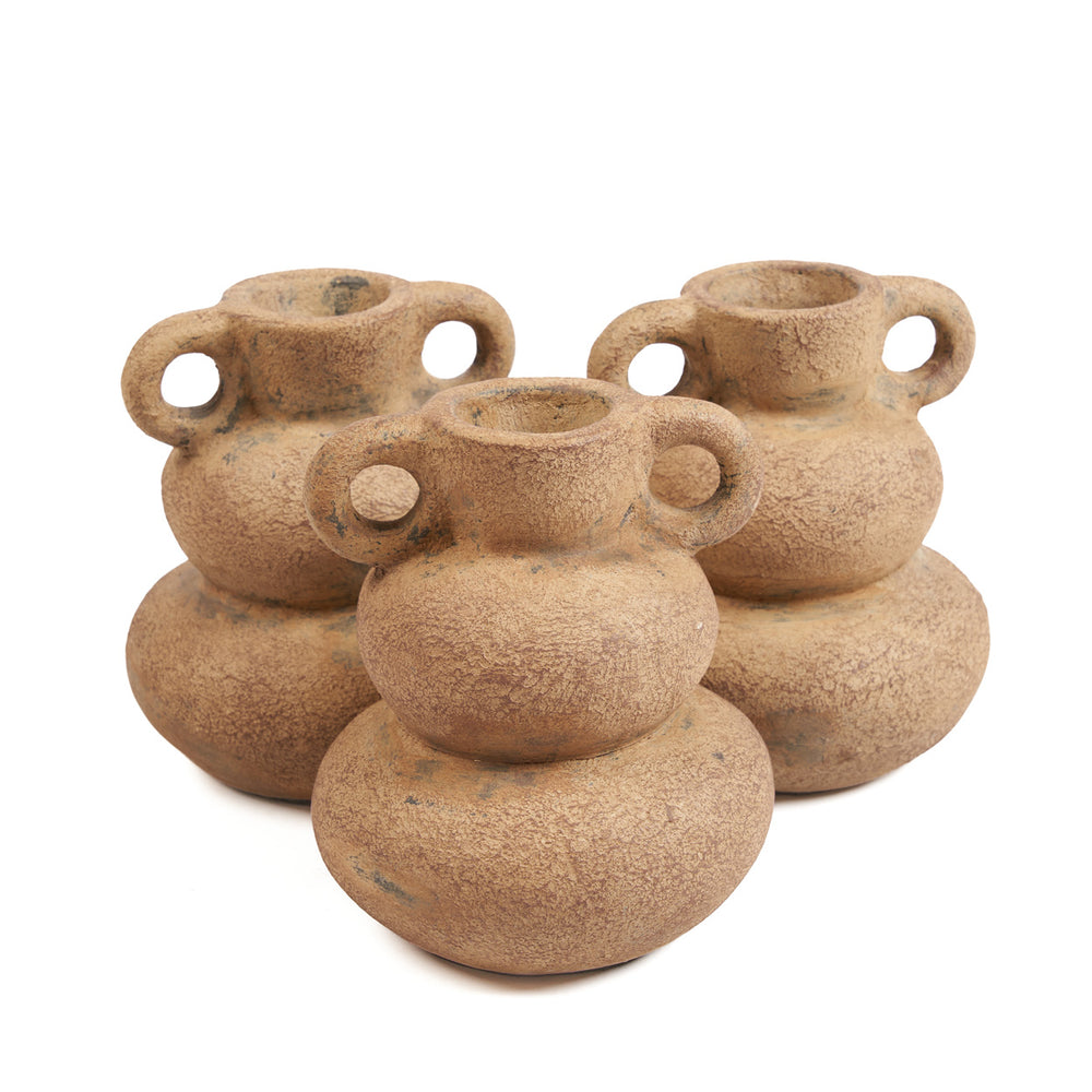 the-earthen-balance-vase-sand-s