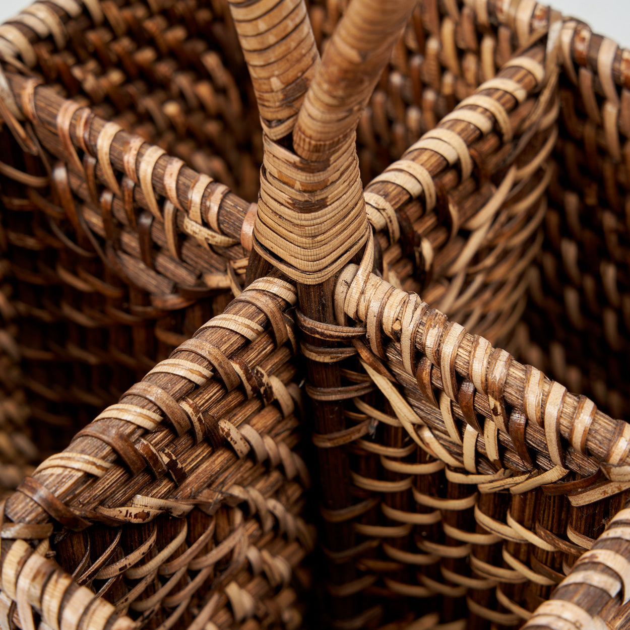 the-rattan-cutlery-caddy-n4-natural-brown