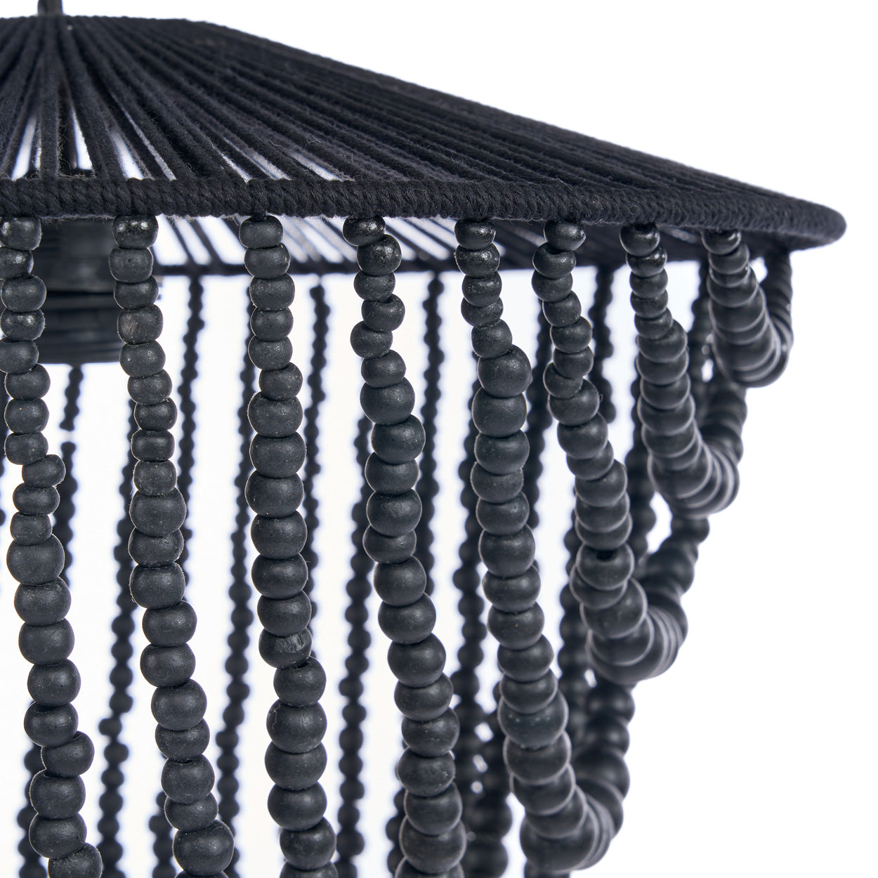 the-wooden-bead-chandelier-black-l