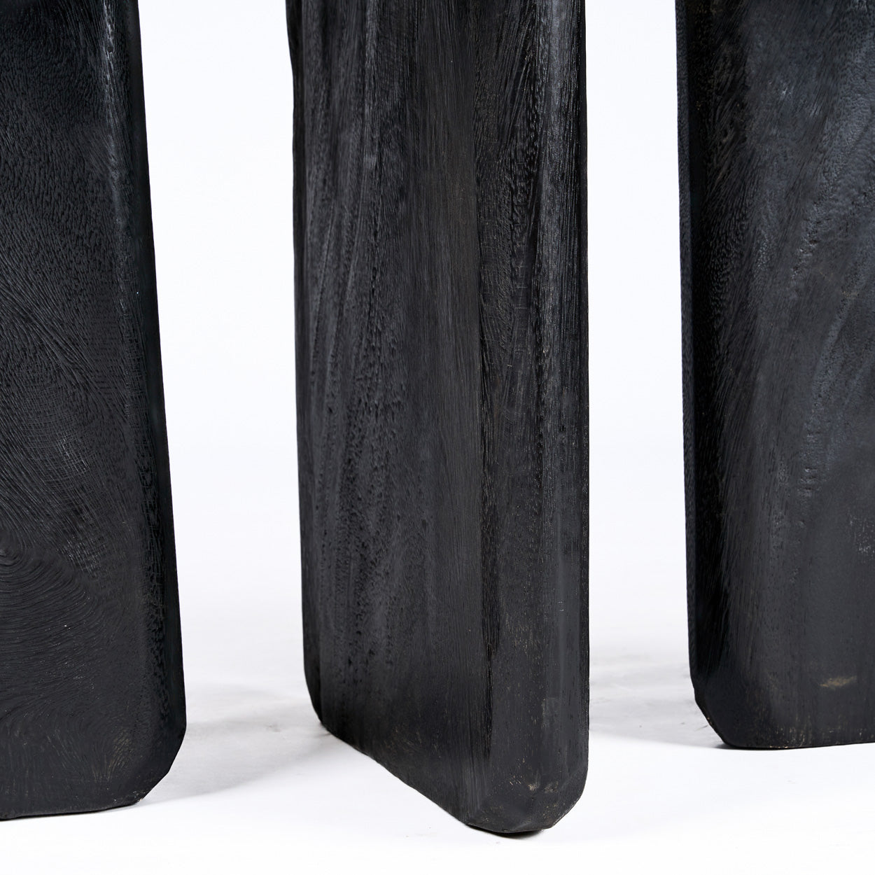 the-obsidian-coffee-table-black