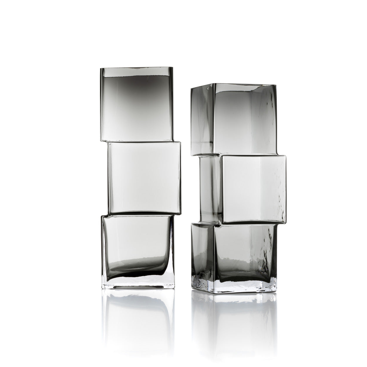 the-rummikub-vase-dark-grey-l