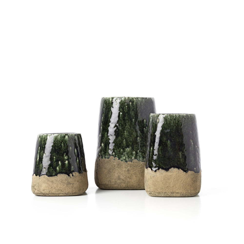 the-moss-conical-planter-concrete-green-l