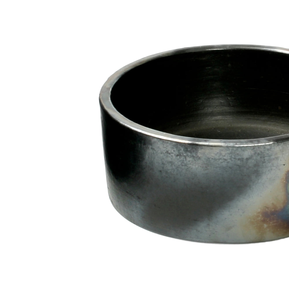 the-burned-cylinder-dish-black-m