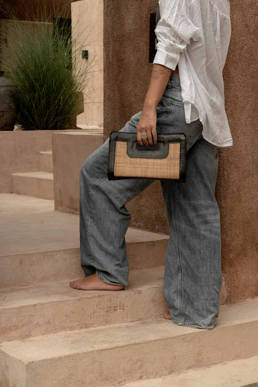 The Riviera Noir Clutch - Natural Black