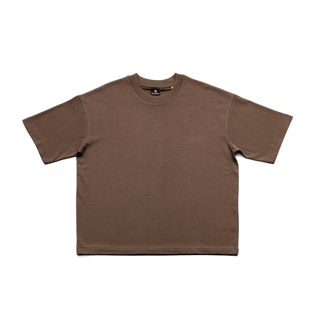 Mocha black cotton t-shirt in size L, featuring soft fabric and a minimalist, versatile design.