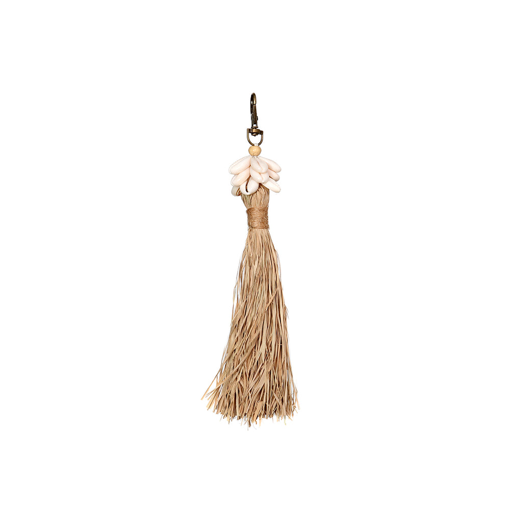 De Raffia Cowrie Shell Sleutelhanger