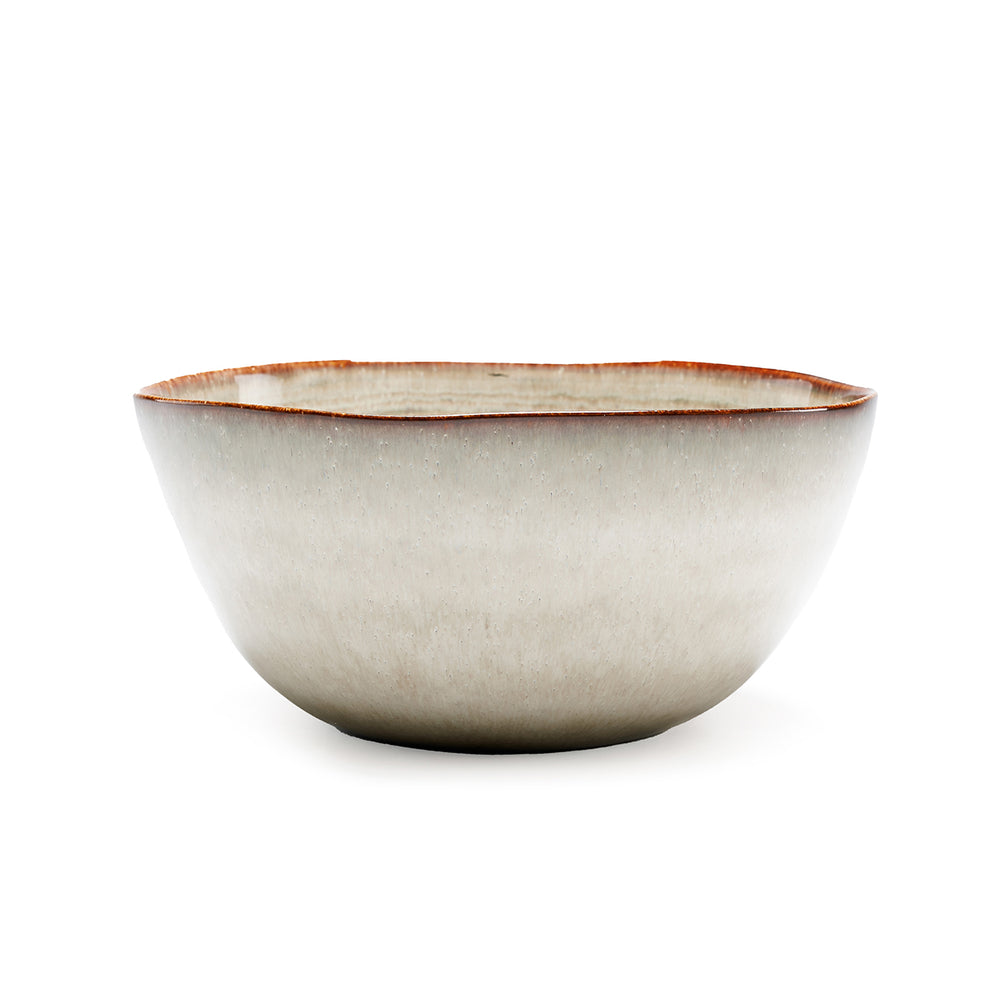 A 26 cm modern stoneware bowl in a deep, round silhouette with a crackle glaze finish.
