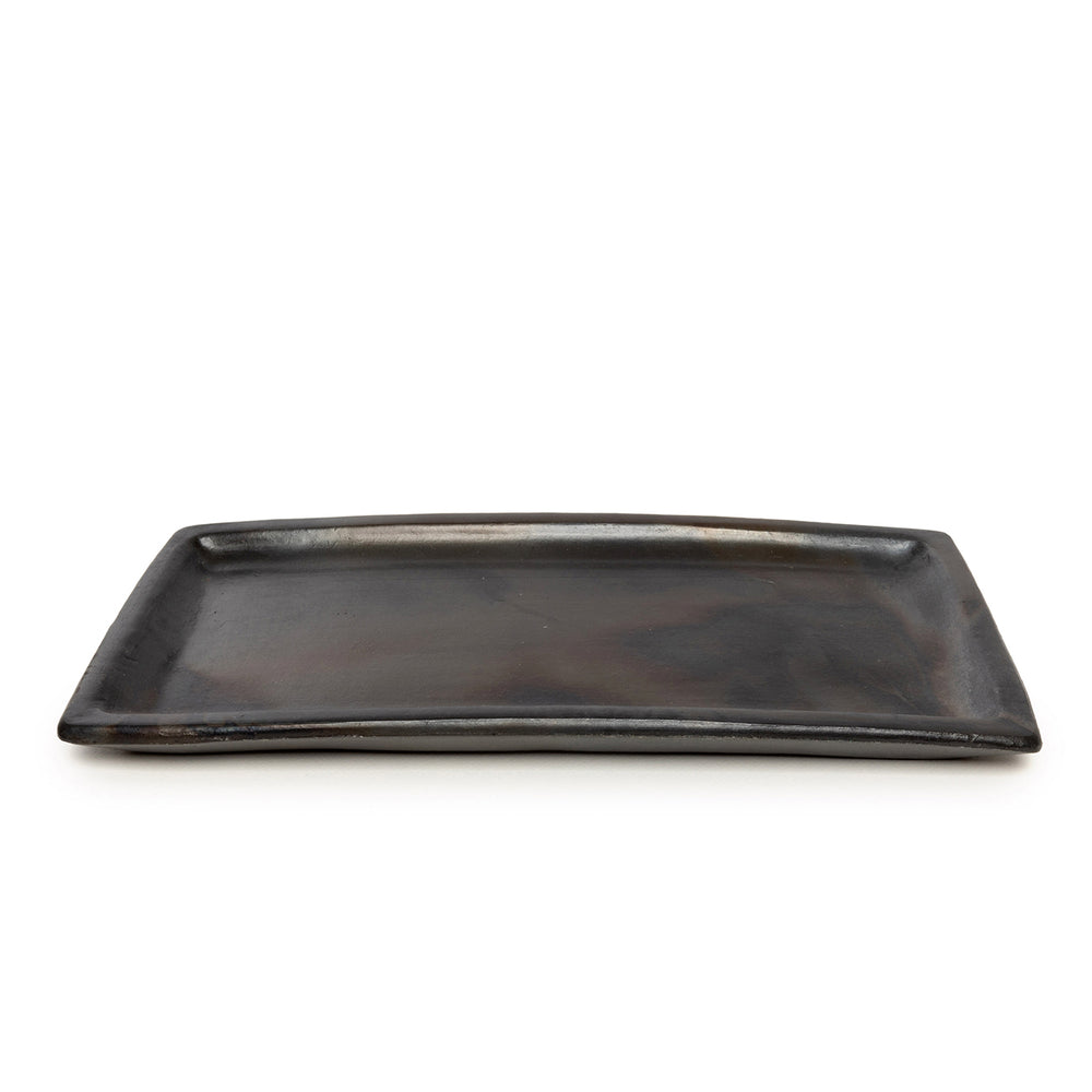 A large sushi plate in rectangular form, handmade from terracotta in Indonesia, ideal for sushi and appetizers.