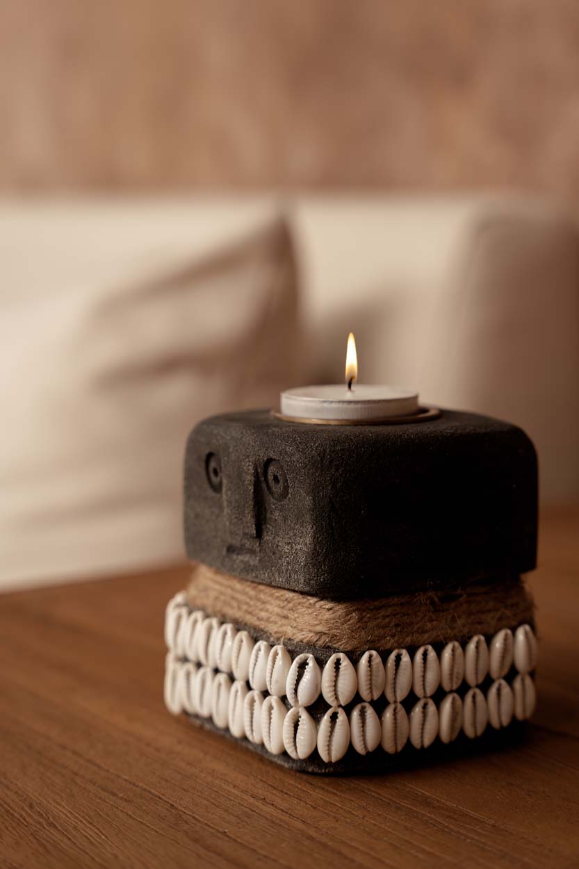 Het Sumba Beeld #31 Kaarshouder