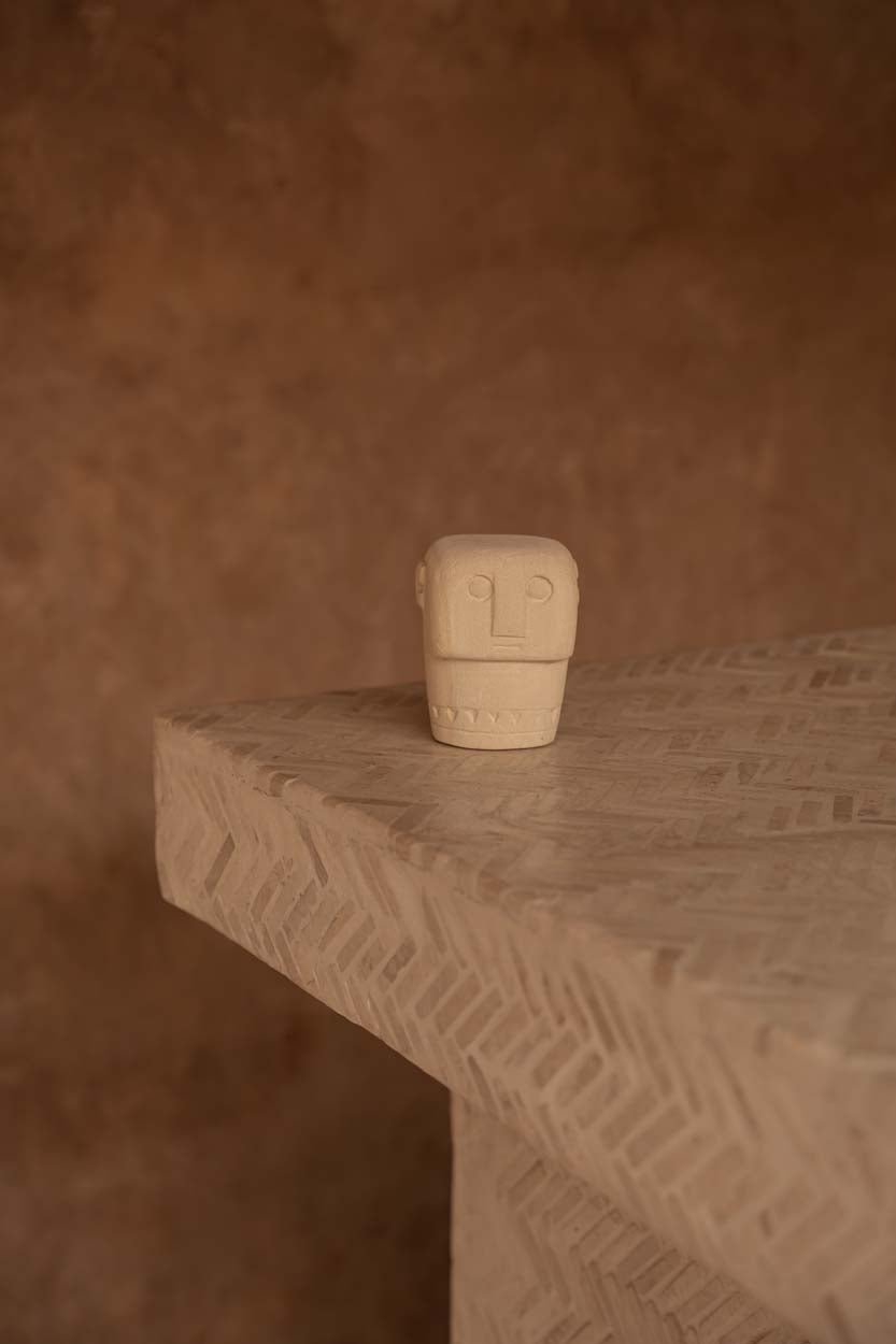 La Estatua De Piedra Sumba #09