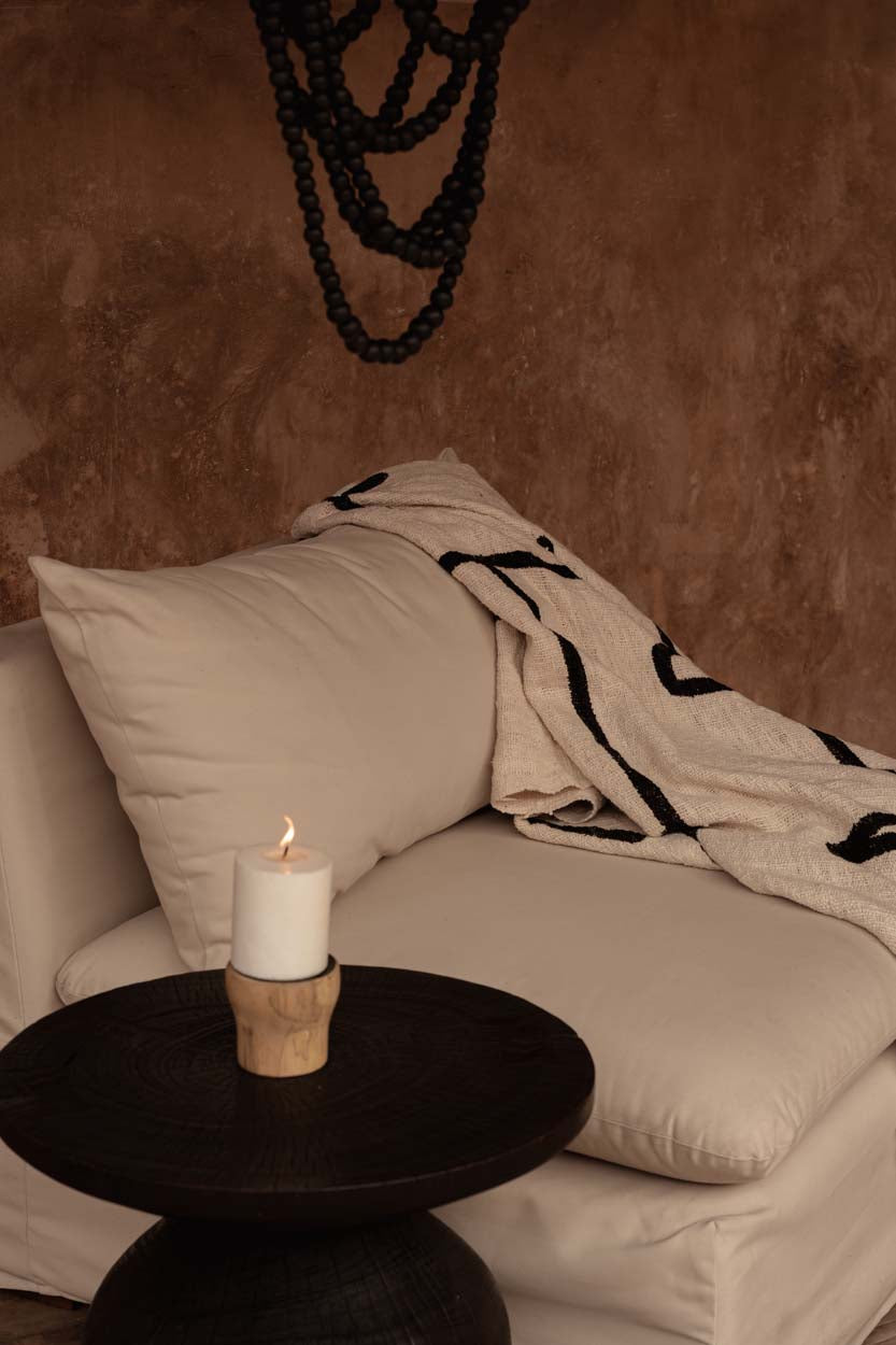 Der Candle Pin Kerzenhalter