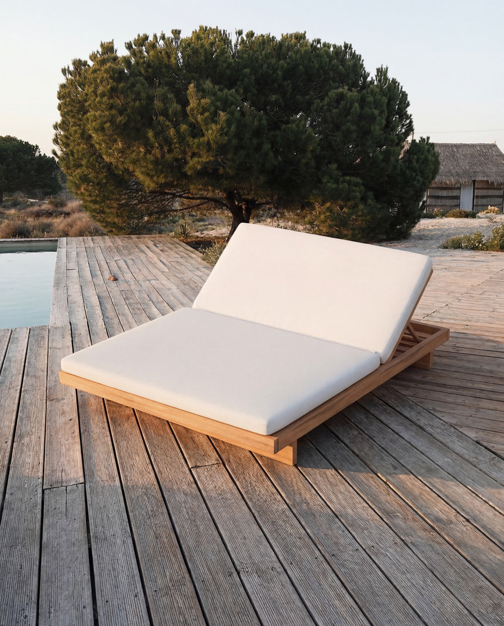 The Double Pantai Sunbed - Natural White