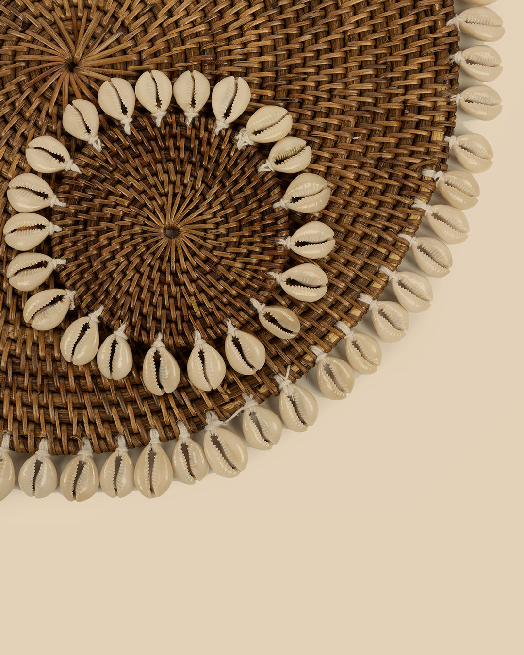 Il Sottobicchiere Con Conchiglia Coloniale - Marrone Naturale