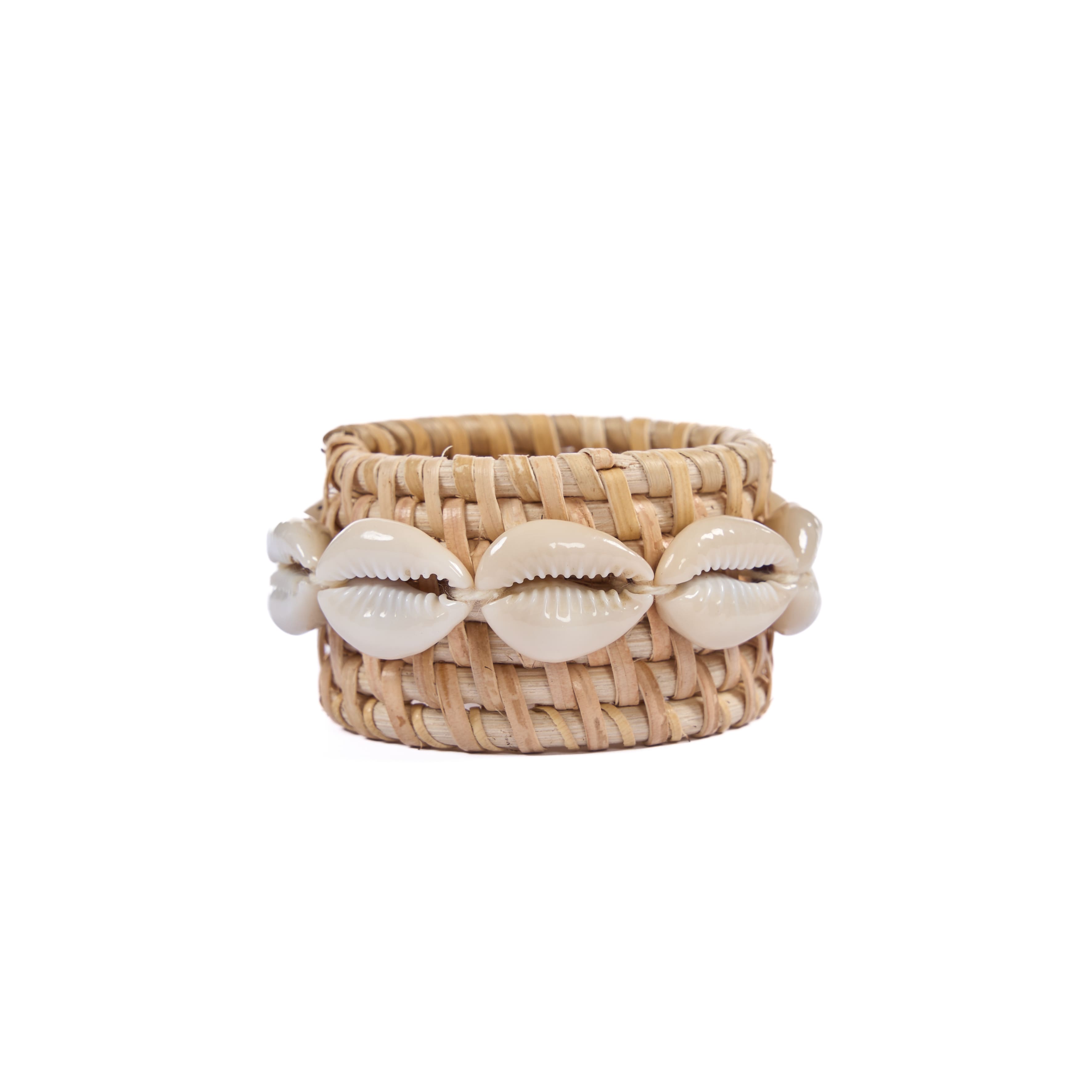 The Rattan Shell Napkin Ring - Natural White