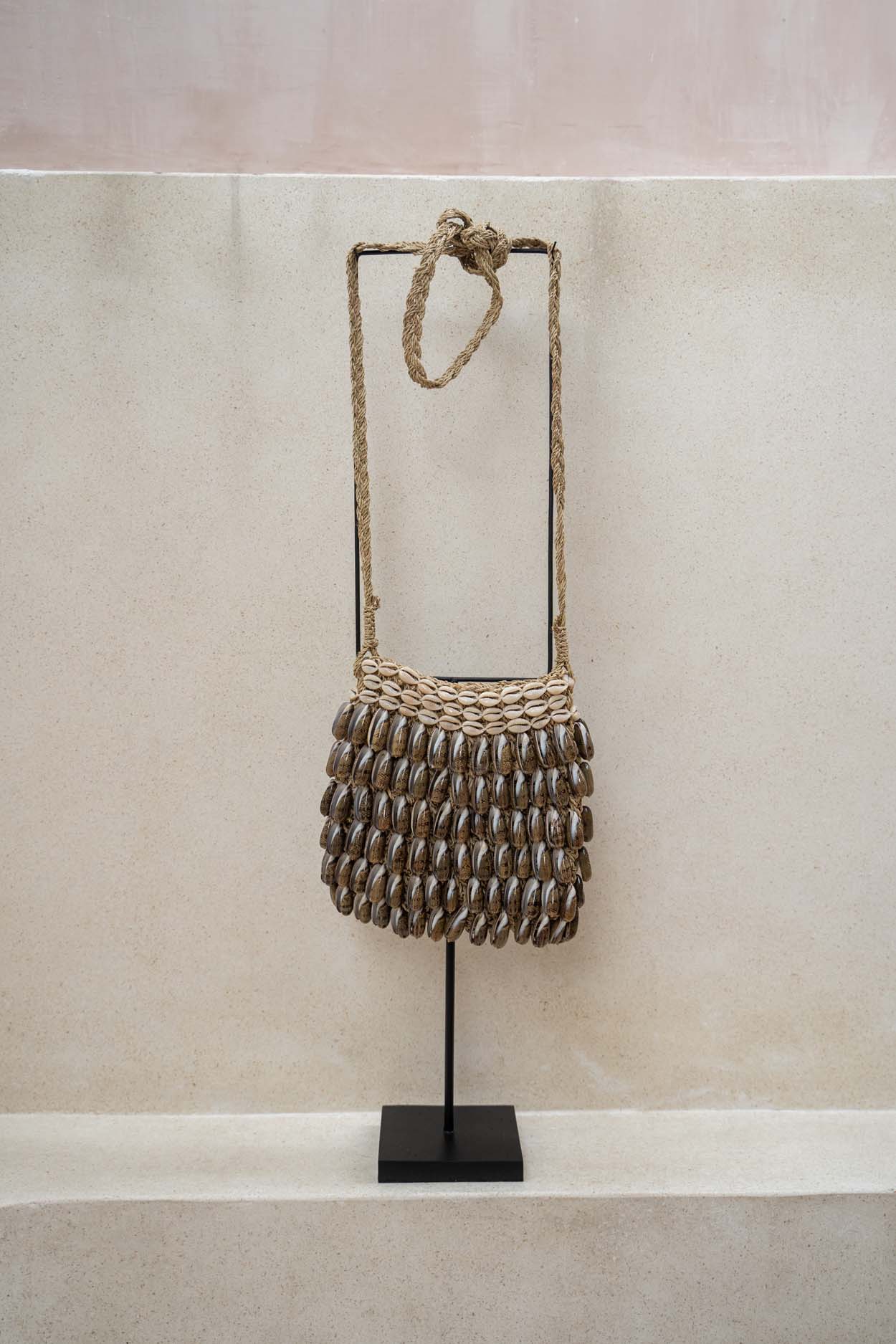 The Shell Purse on Stand