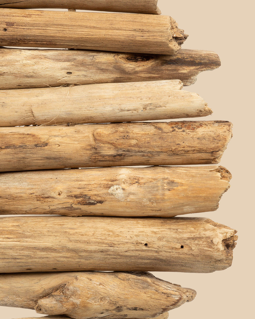 La Decorazione Da Appendere In Rafia E Legno Di Mare