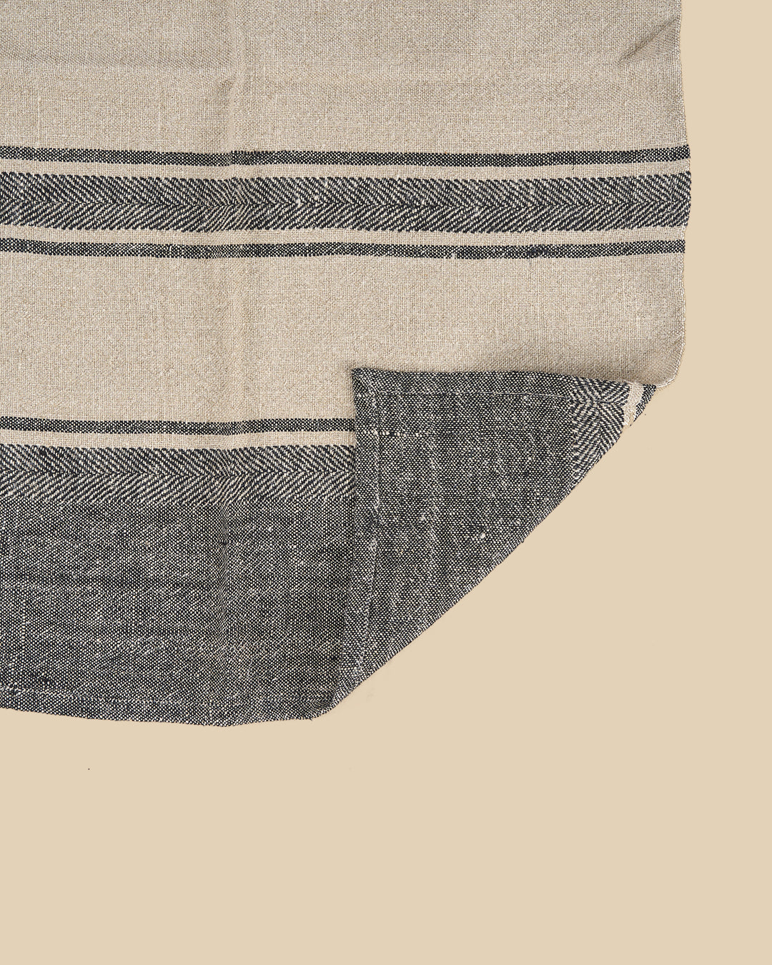 Il Canovaccio Linen Smudge - Nero Naturale - 50x70