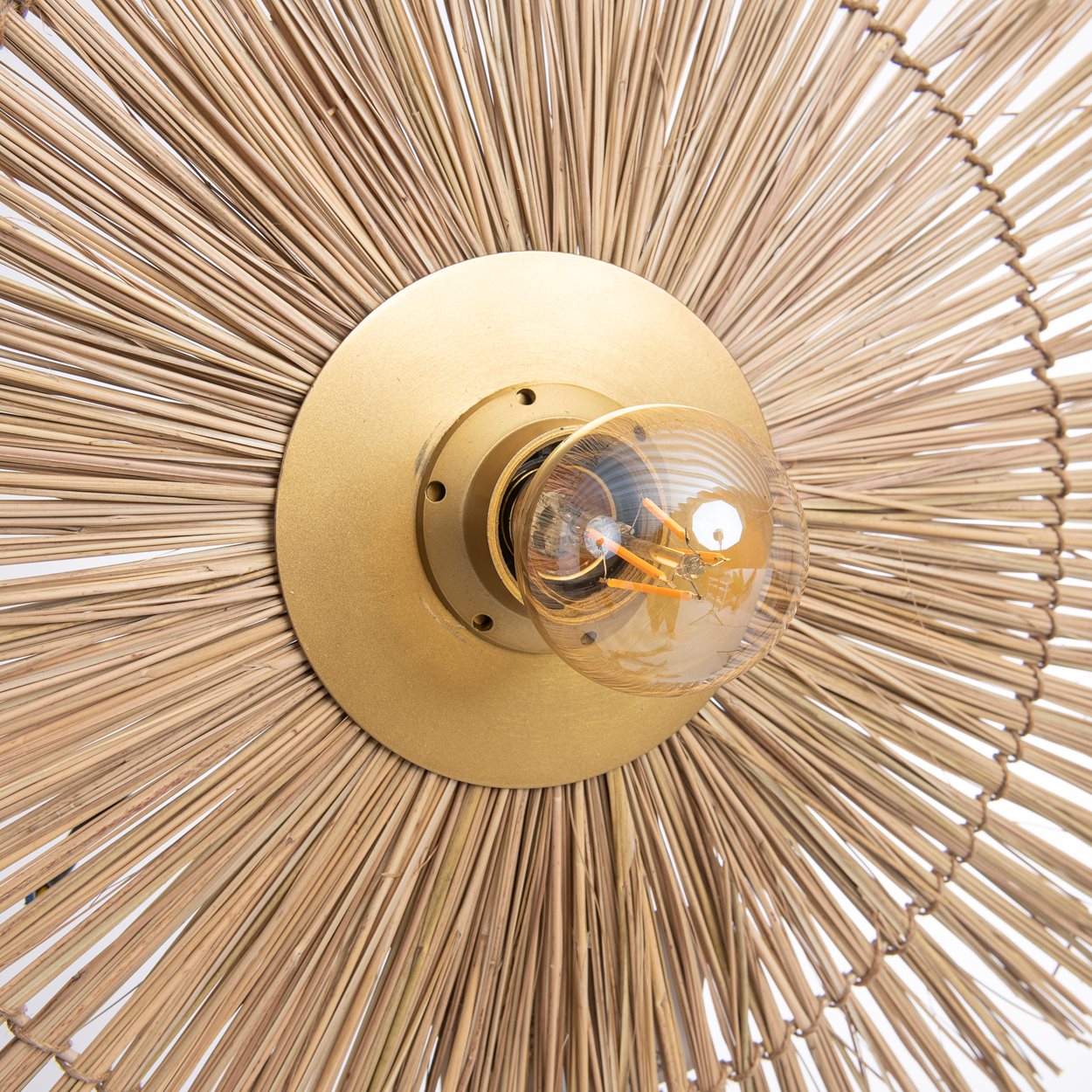 the-beausoleil-wall-lamp-natural-gold-m