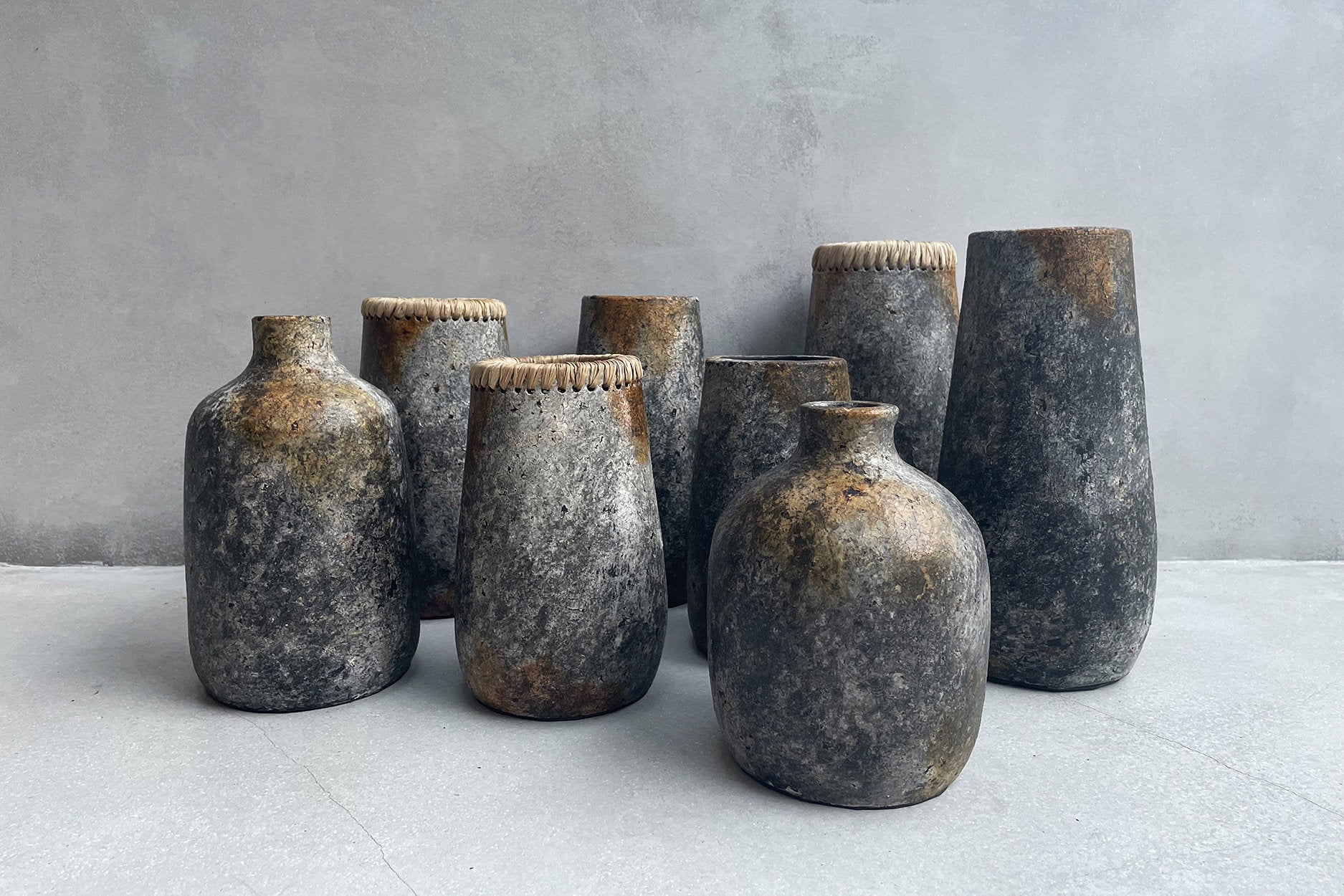 the-classy-vase-antique-grey-l