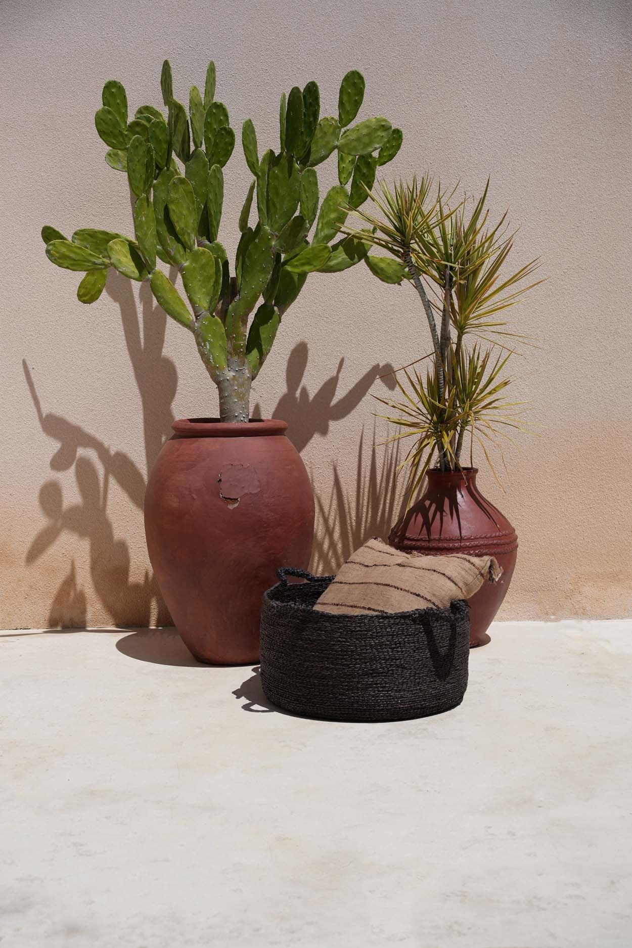 les-quatre-mains-baskets-black-l