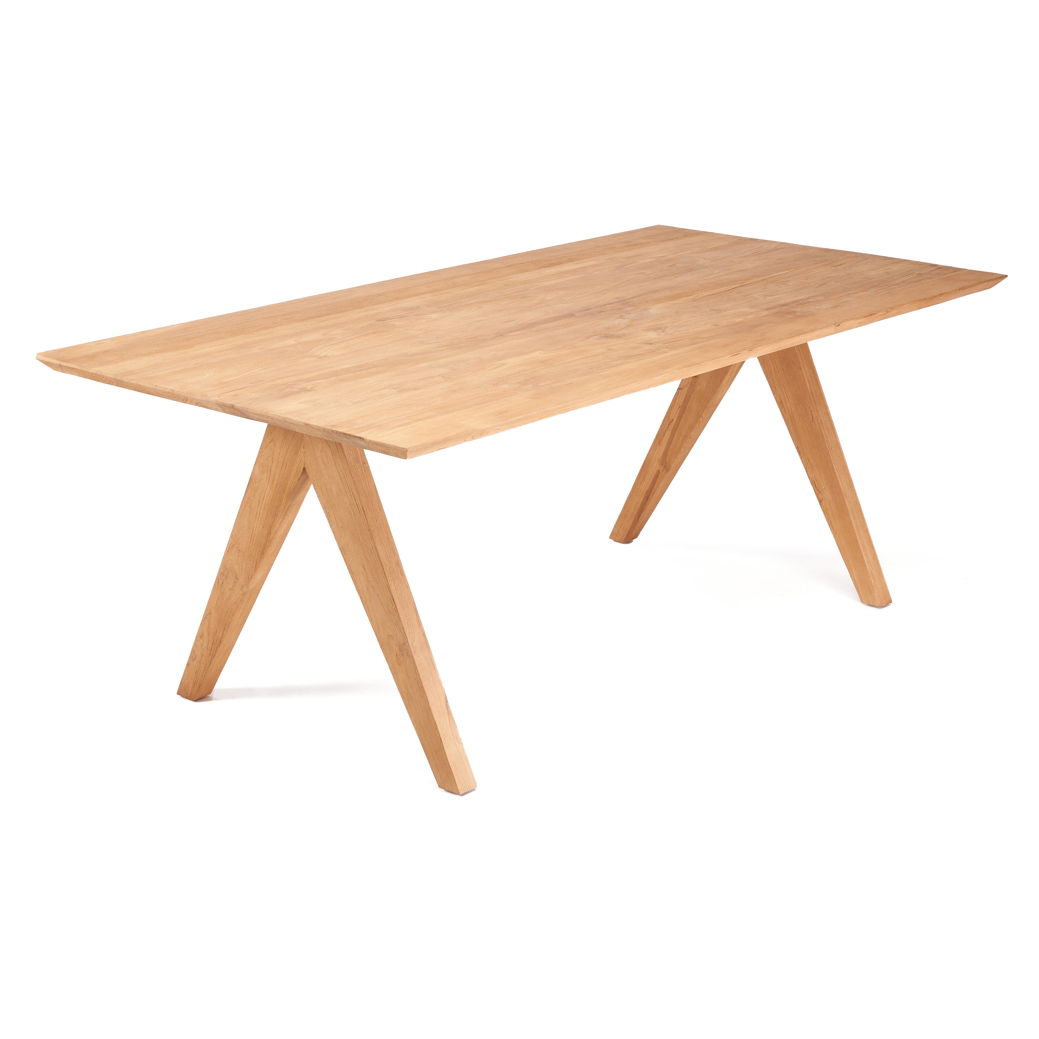 the-saint-croix-dining-table-indoor_40