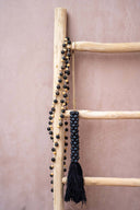 the-canggu-necklace-natural-black