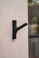 the-hook-black