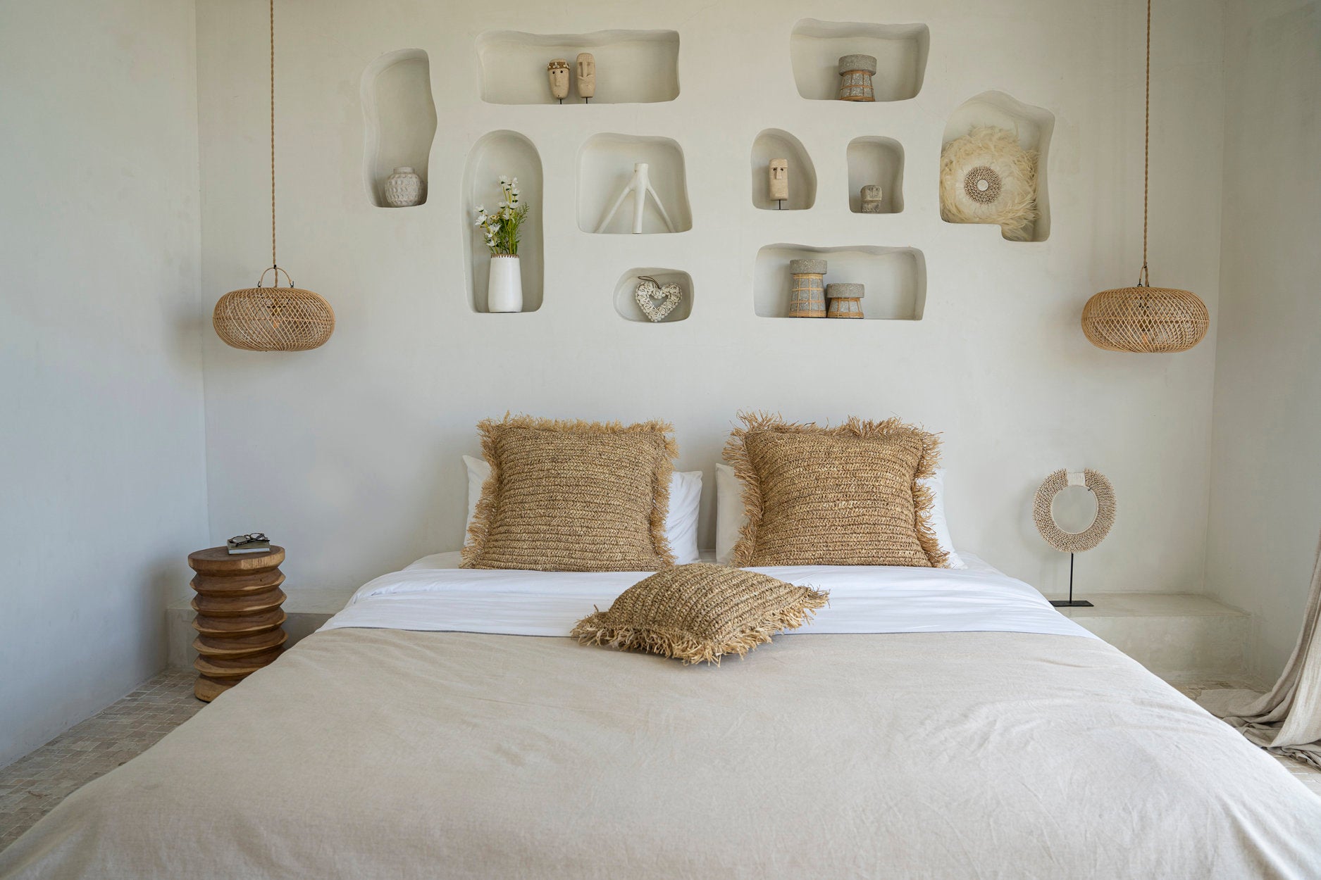the-serene-candle-holder-concrete-natural-s