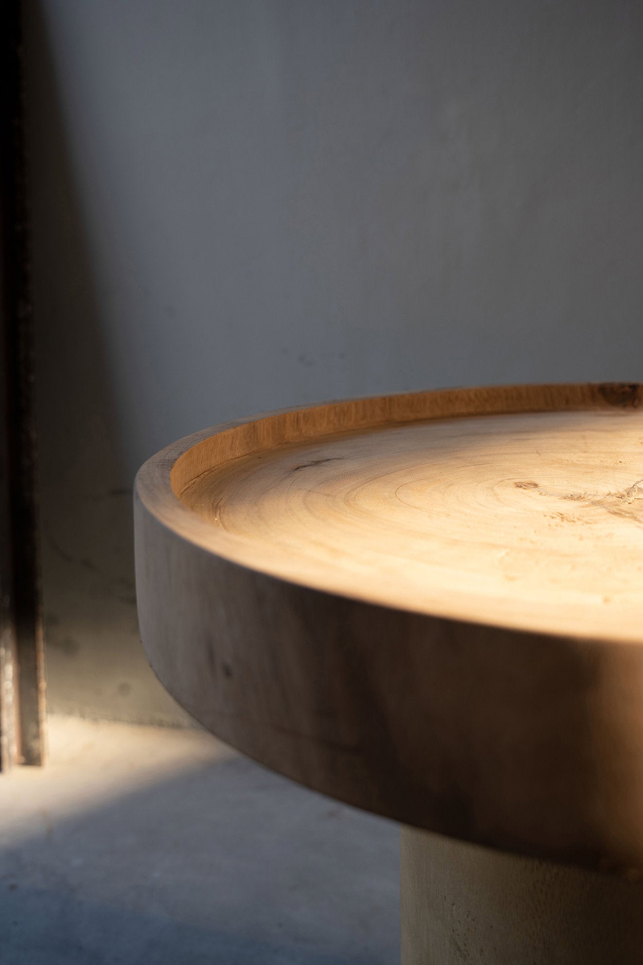 the-chimborazo-side-table-natural