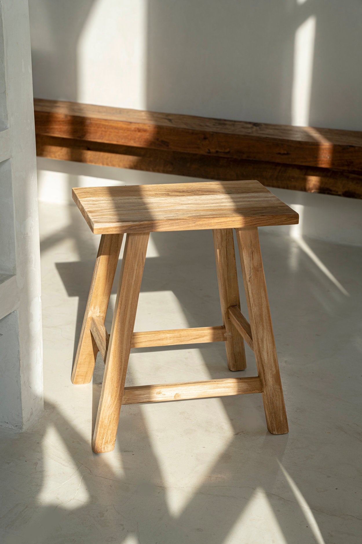 the-oriki-stool-natural